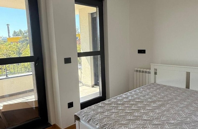 Rental of a brand-new 3-room apartment, 78 m², near the city center of Belgrade, Serbia